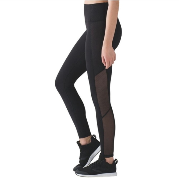 Lululemon Body Con Tight Black Size 8 W5AI8S Mesh Panel - Picture 16 of 16
